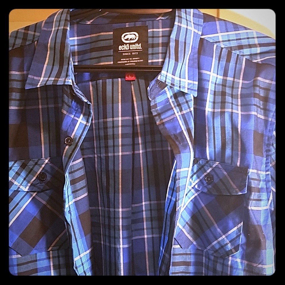 Ecko Unltd Size L Blue Flannel Button Down